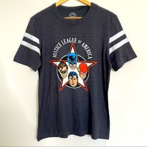 DC Comics Womens Justice League Graphic Print T-Shirt Gray Size‎ Large EUC